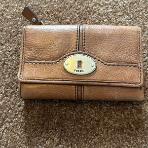 Fossil wallet